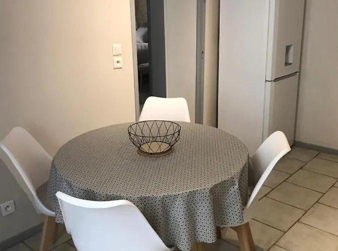 Appartamento Au Cœur De Céreste